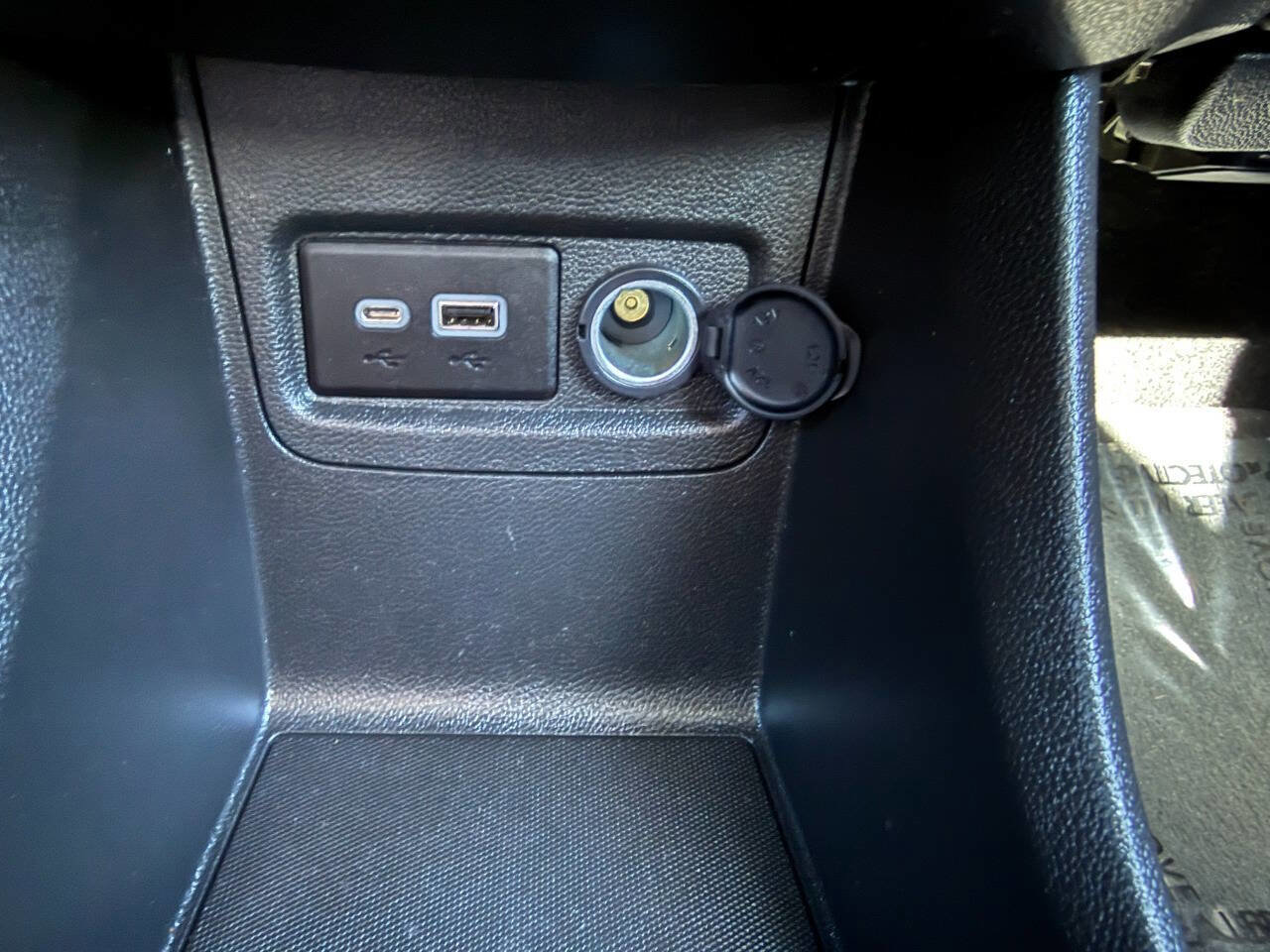 Used 2022 Chevrolet Spark LT image 39