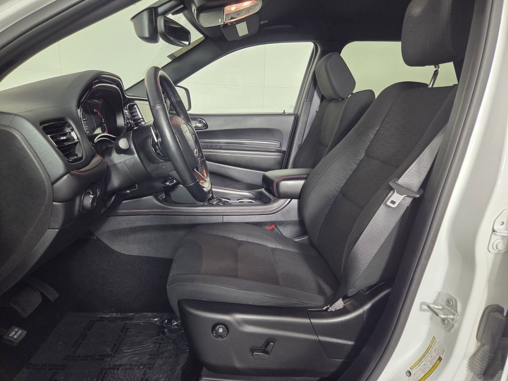 Certified 2025 Dodge Durango GT image 12