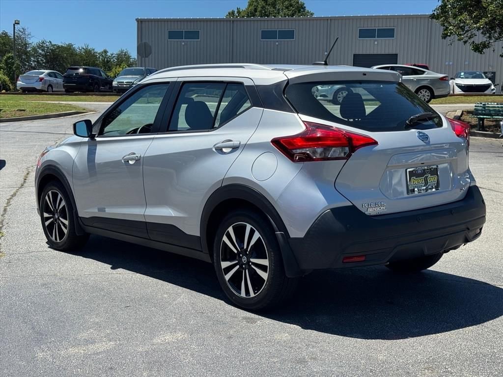Certified 2020 Nissan Kicks SV FWD image 5