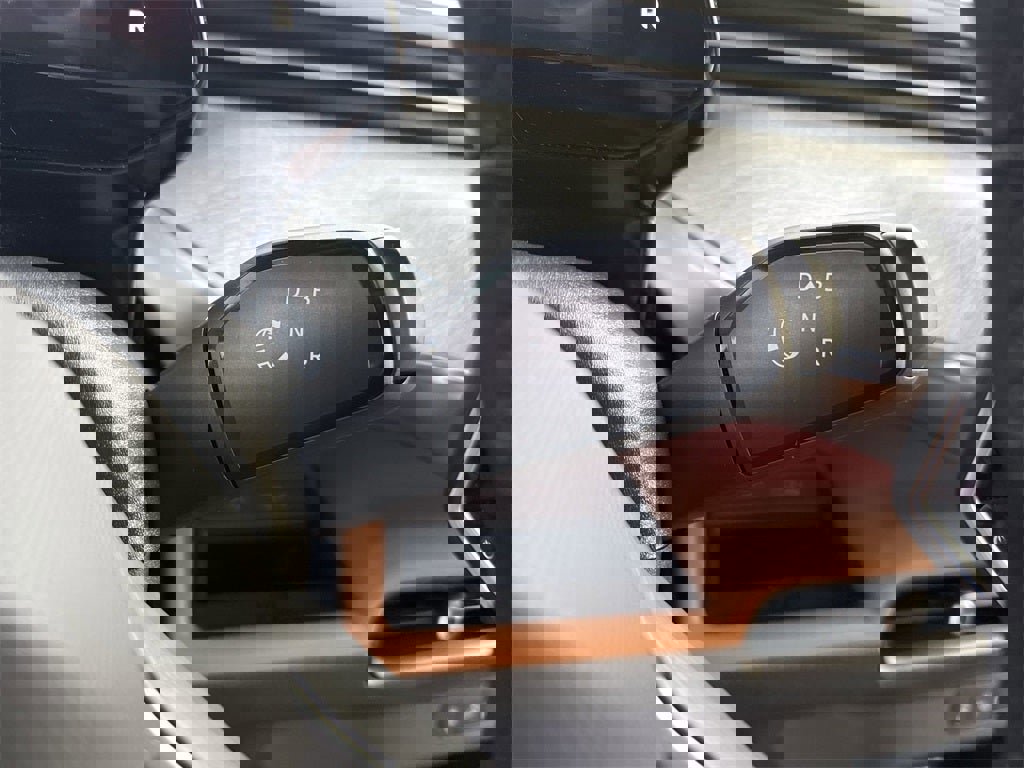 New 2025 Volkswagen ID. Buzz Pro S Plus image 33