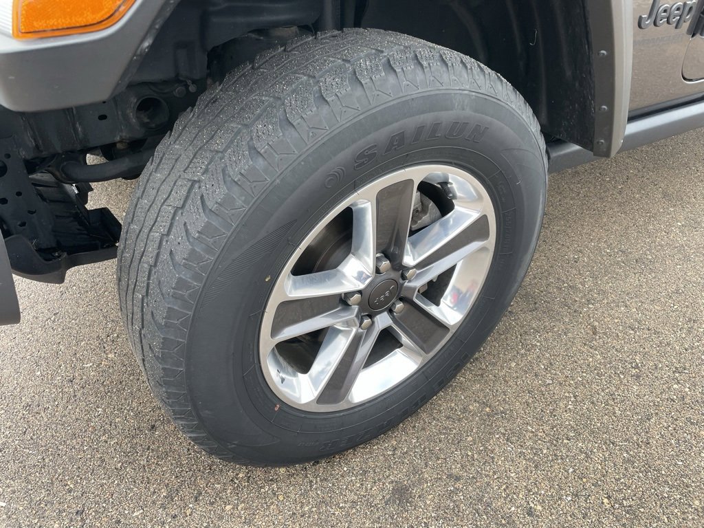 Used 2021 Jeep Wrangler Unlimited Sport image 3