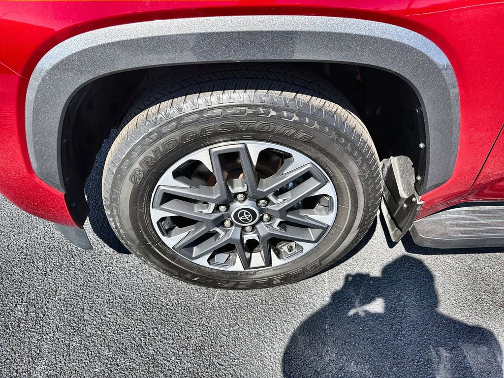 Used 2023 Toyota Sequoia Limited AWD/4WD image 12