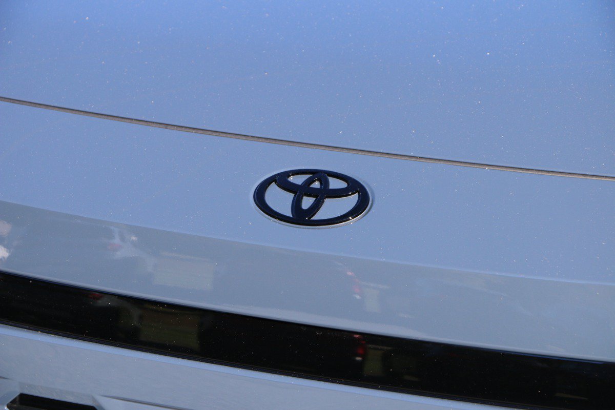Used 2026 Toyota RAV4 SE w/ Weather Package AWD/4WD image 12