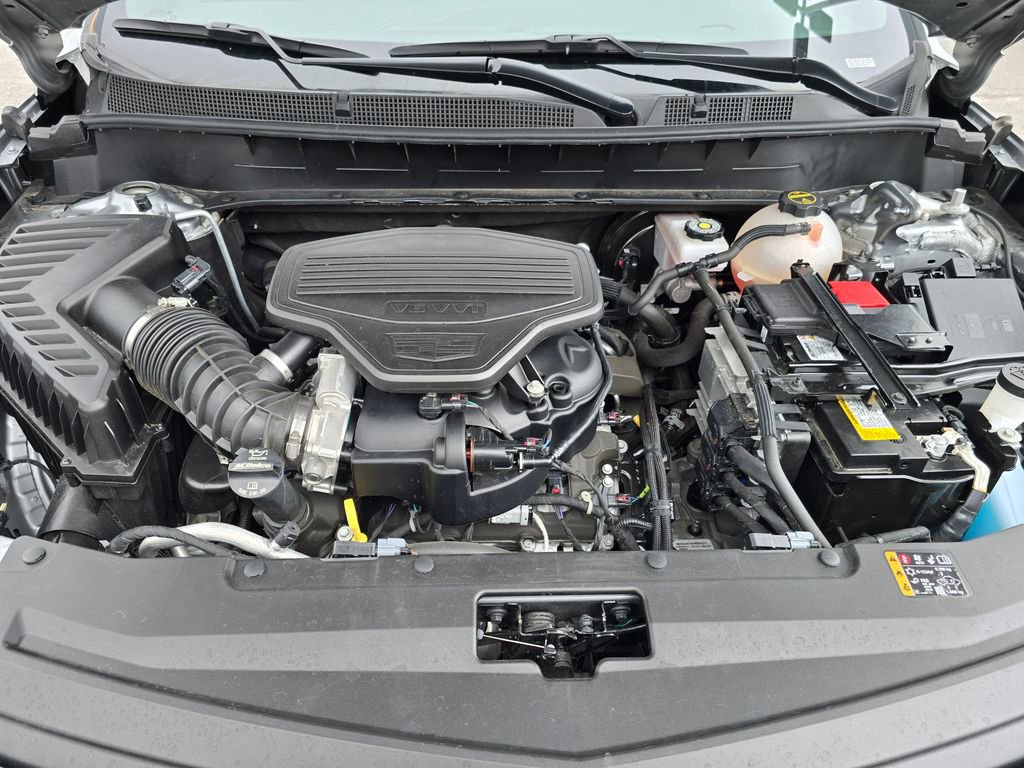 Used 2025 Cadillac XT6 Premium Luxury image 37