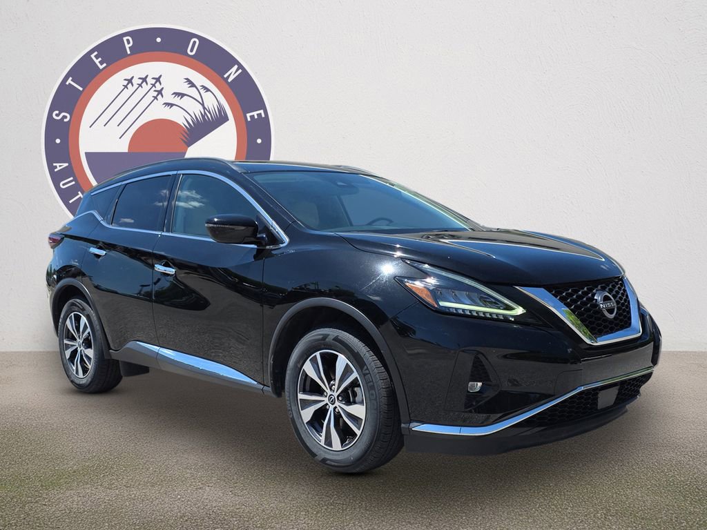Used 2024 Nissan Murano SV image 2