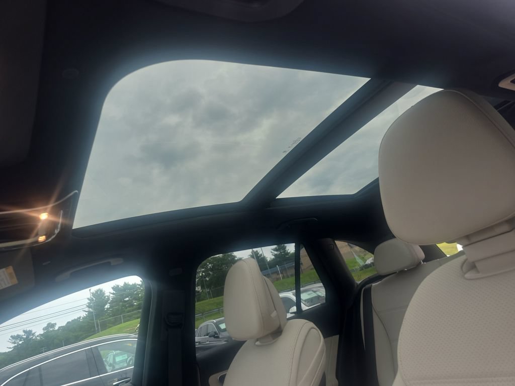 New 2026 Mercedes-Benz GLC 300 4MATIC image 23