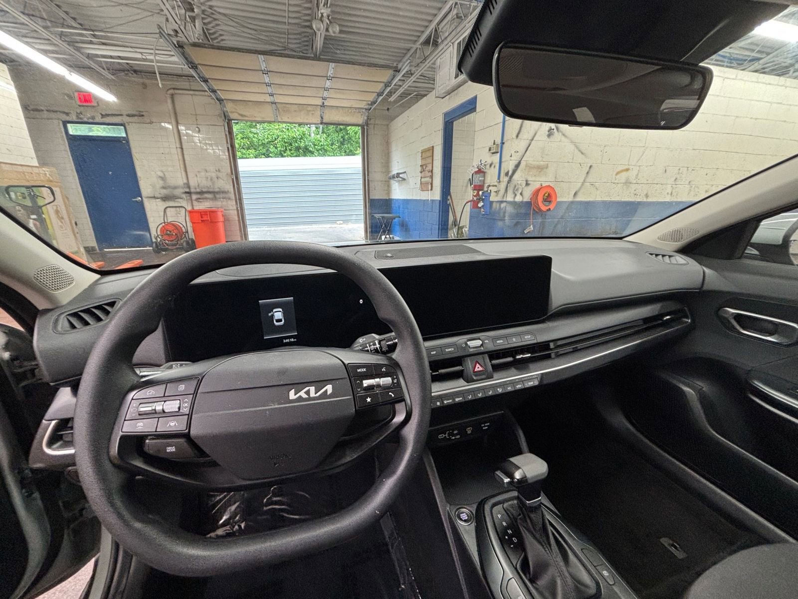Used 2025 Kia K4 FWD image 29
