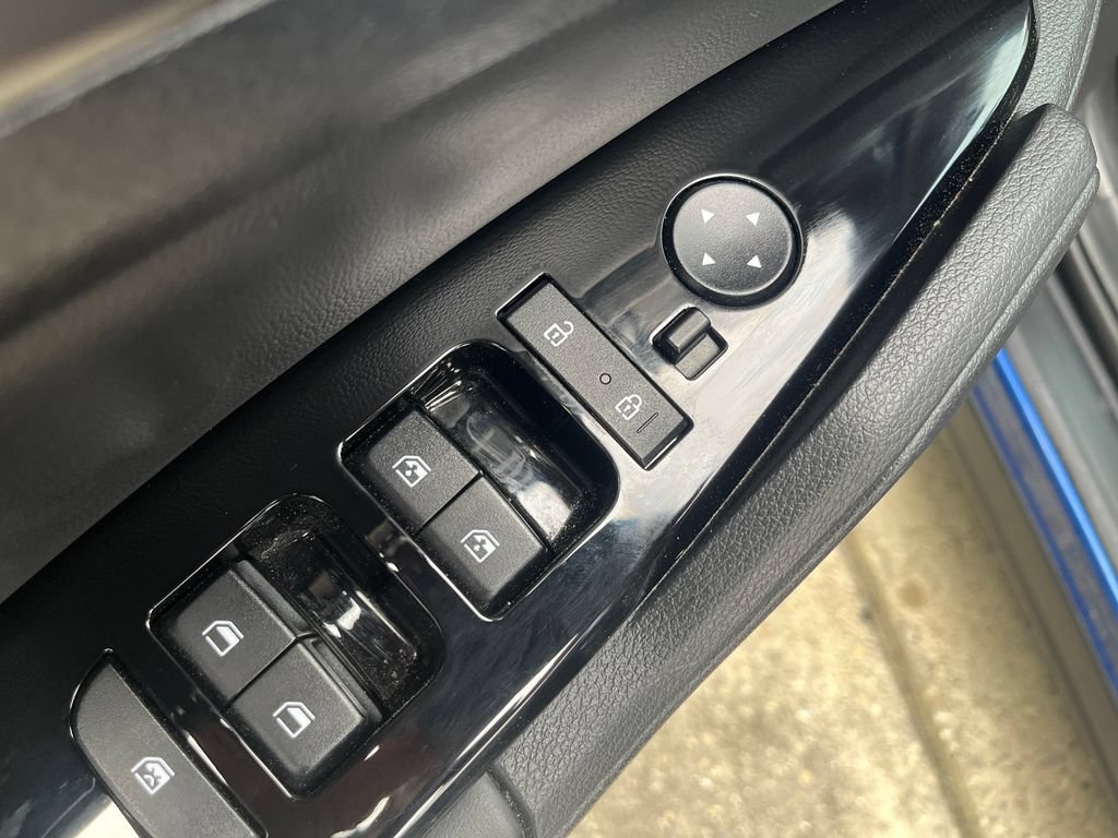 Used 2023 Kia Sportage EX FWD image 14