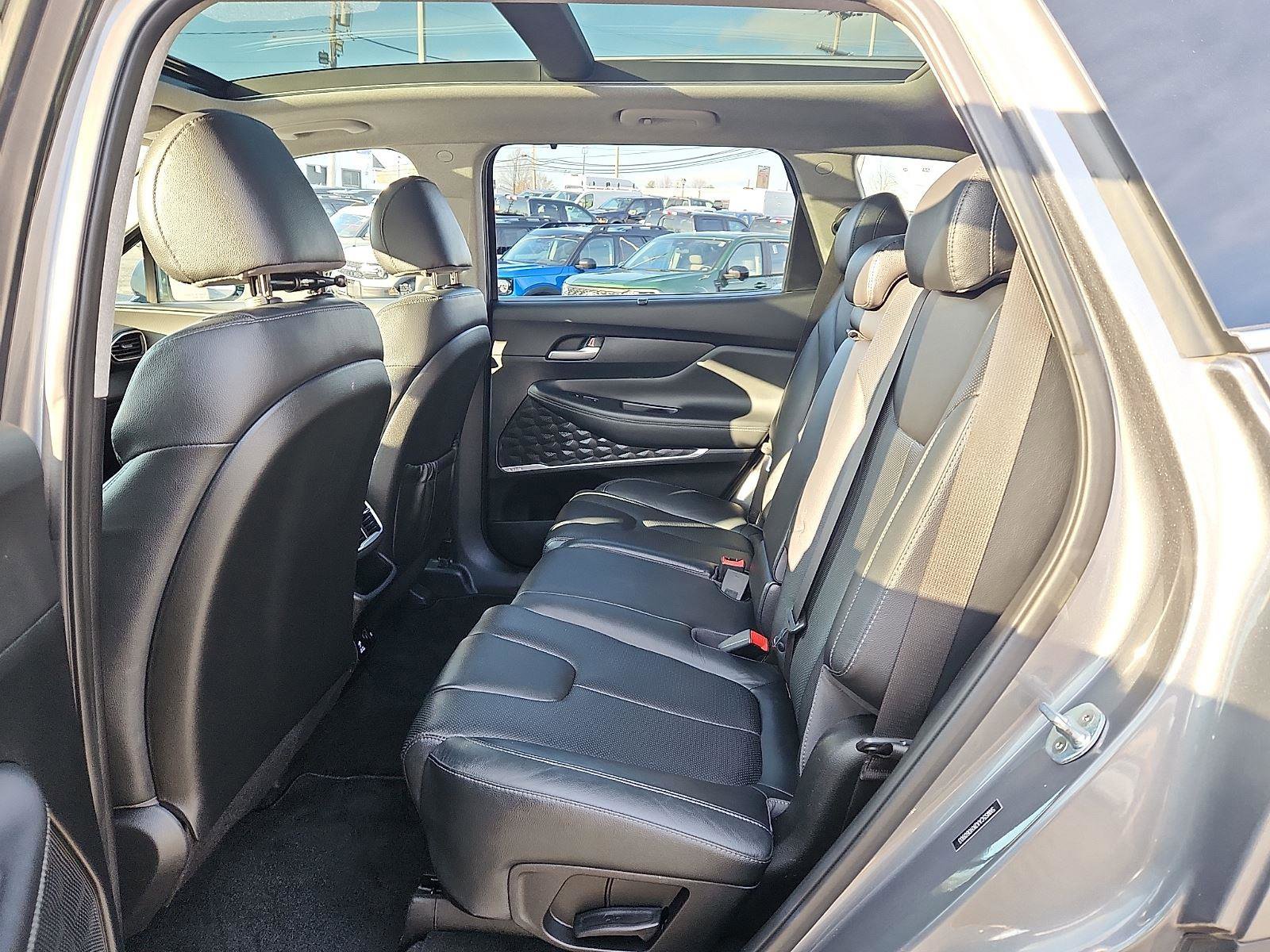 Used 2019 Hyundai Santa Fe AWD image 10