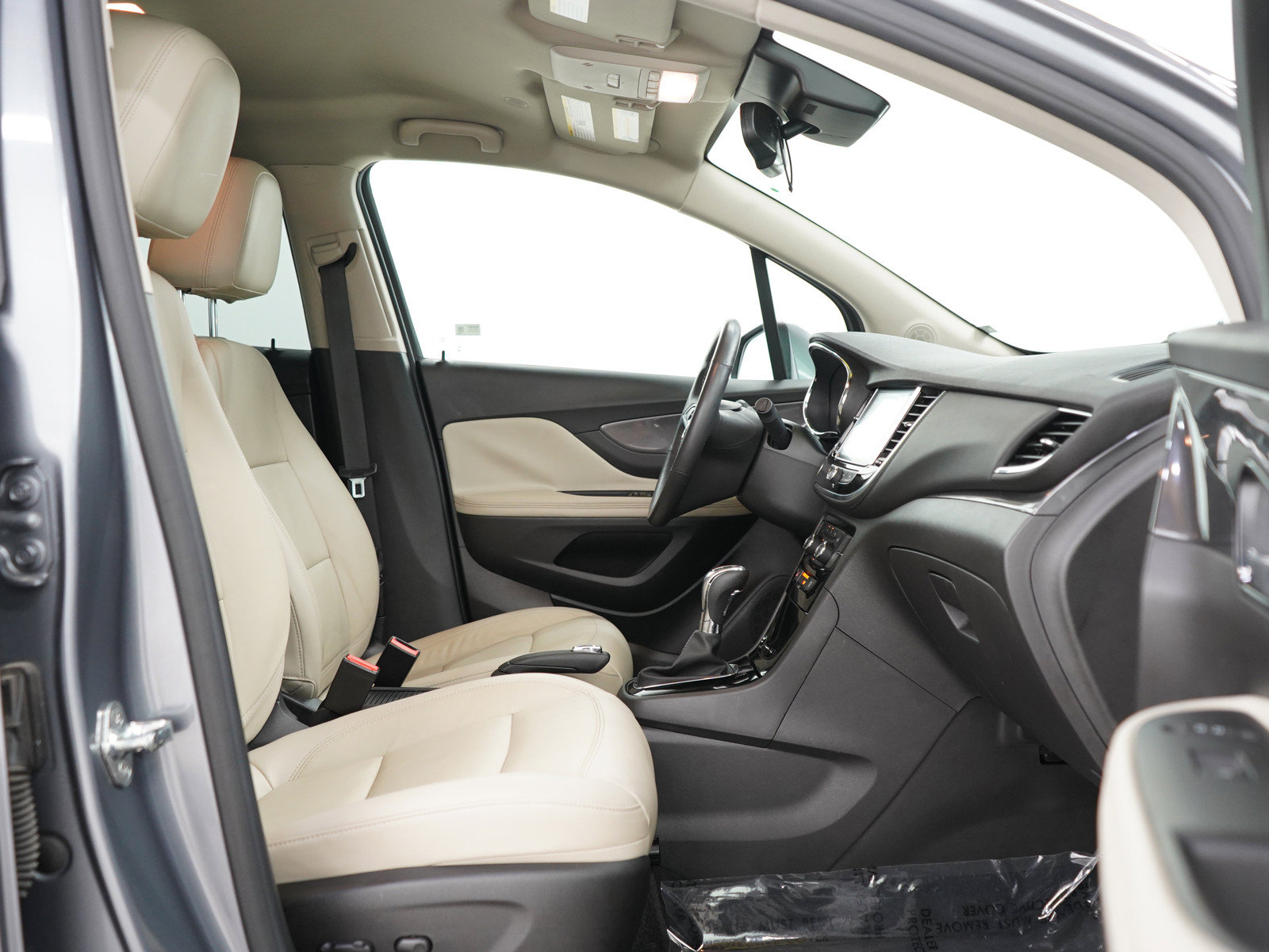 Used 2019 Buick Encore Essence w/ Safety Package II FWD image 11