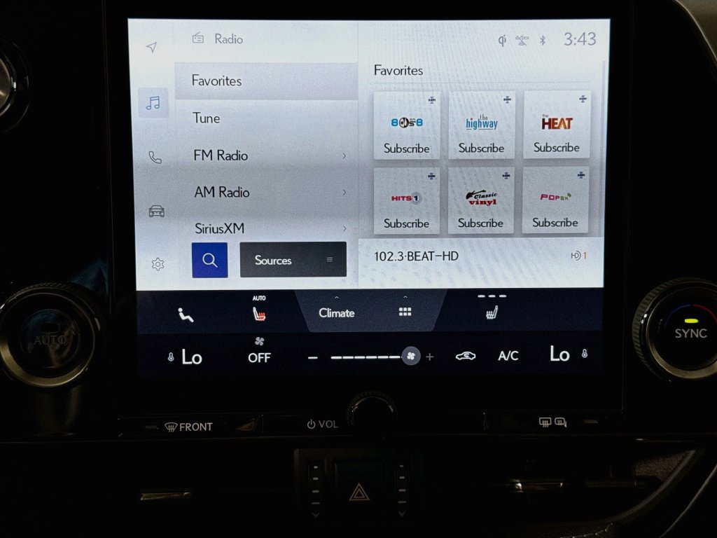 Certified 2025 Lexus NX 250 FWD w/ Accessory Package (Z1) image 13