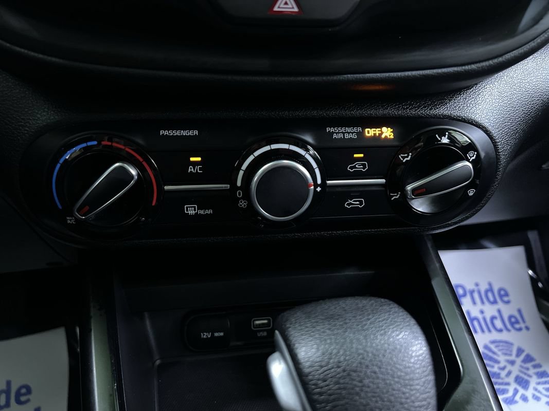 Used 2024 Kia Soul LX FWD image 23