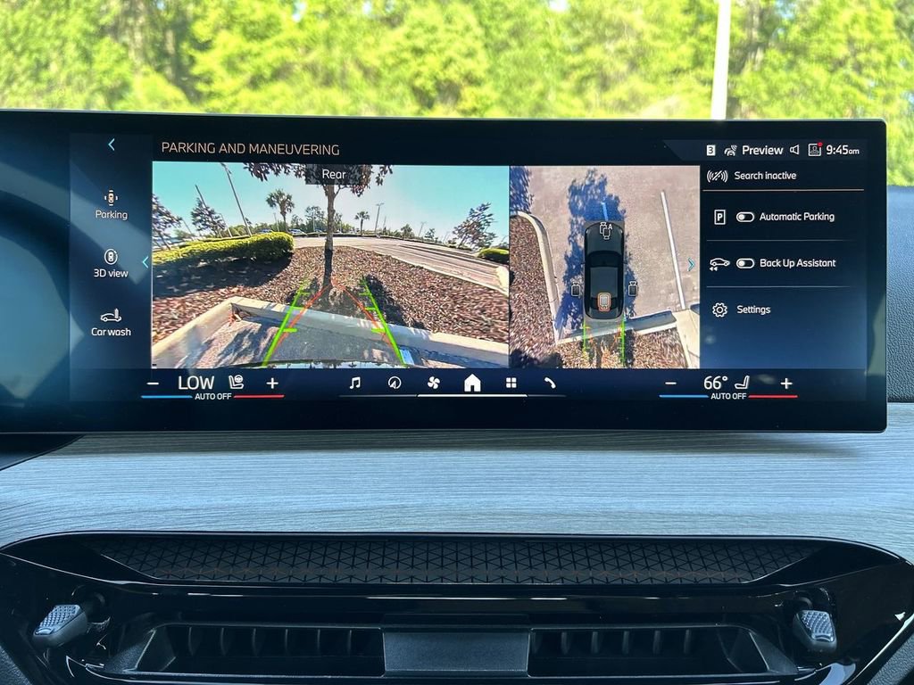 New 2025 BMW 230i Coupe w/ Convenience Package image 21