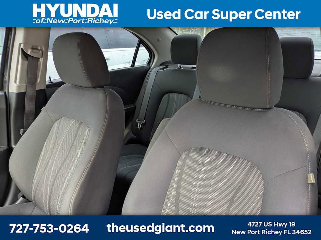 Used 2016 Chevrolet Sonic LT w/ Driver Confidence Package FWD image 3