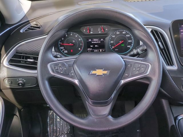 Used 2025 Chevrolet Malibu LT FWD image 20