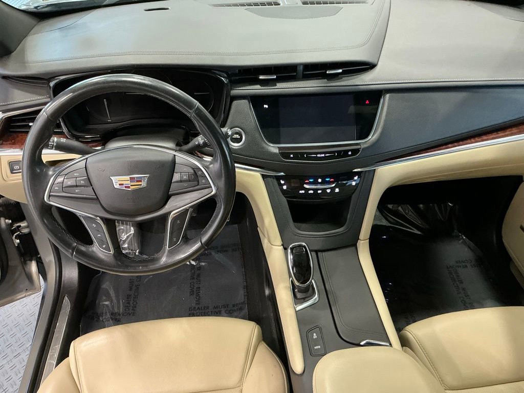 Used 2019 Cadillac XT5 Premium Luxury FWD image 14