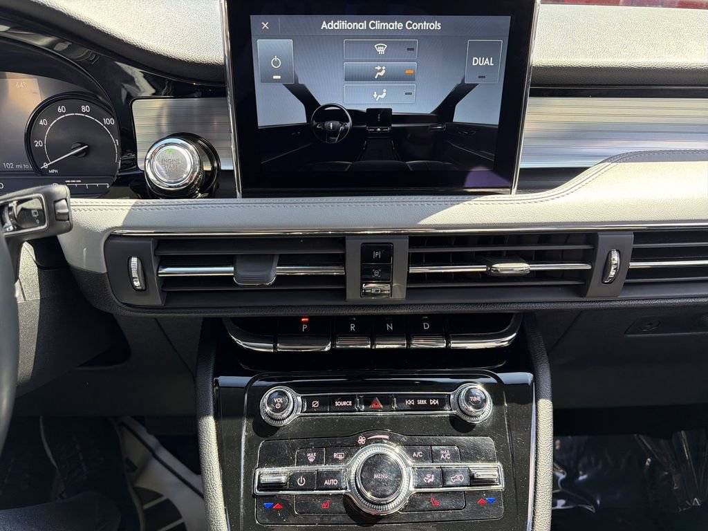 Used 2021 Lincoln Corsair AWD image 17