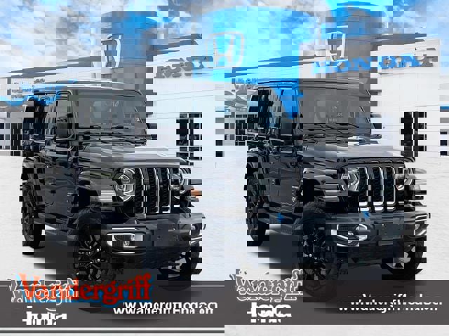 Used 2022 Jeep Wrangler Unlimited Sahara image 1