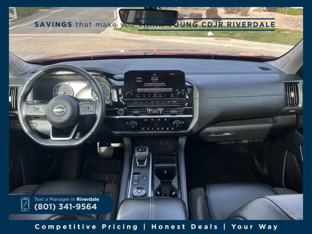 Used 2023 Nissan Pathfinder SL w/ SL Premium Package image 12