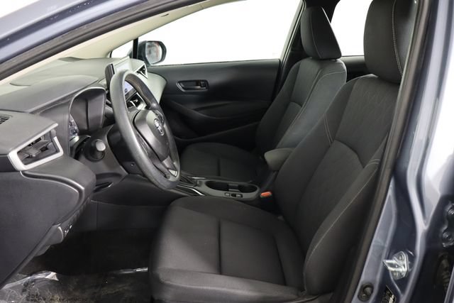 Used 2025 Toyota Corolla LE w/ Convenience Package FWD image 13