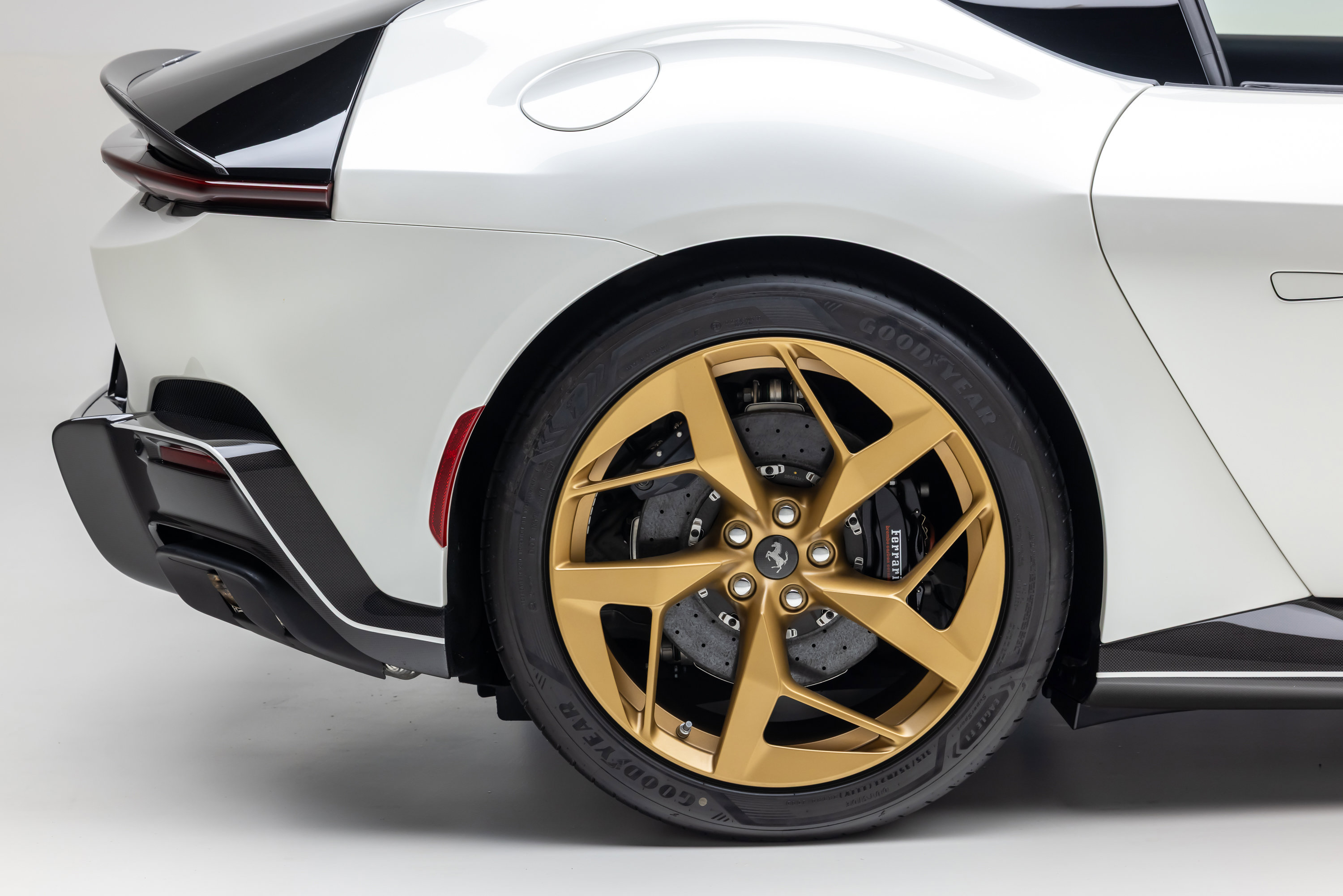 Used 2025 Ferrari 12Cilindri RWD image 17
