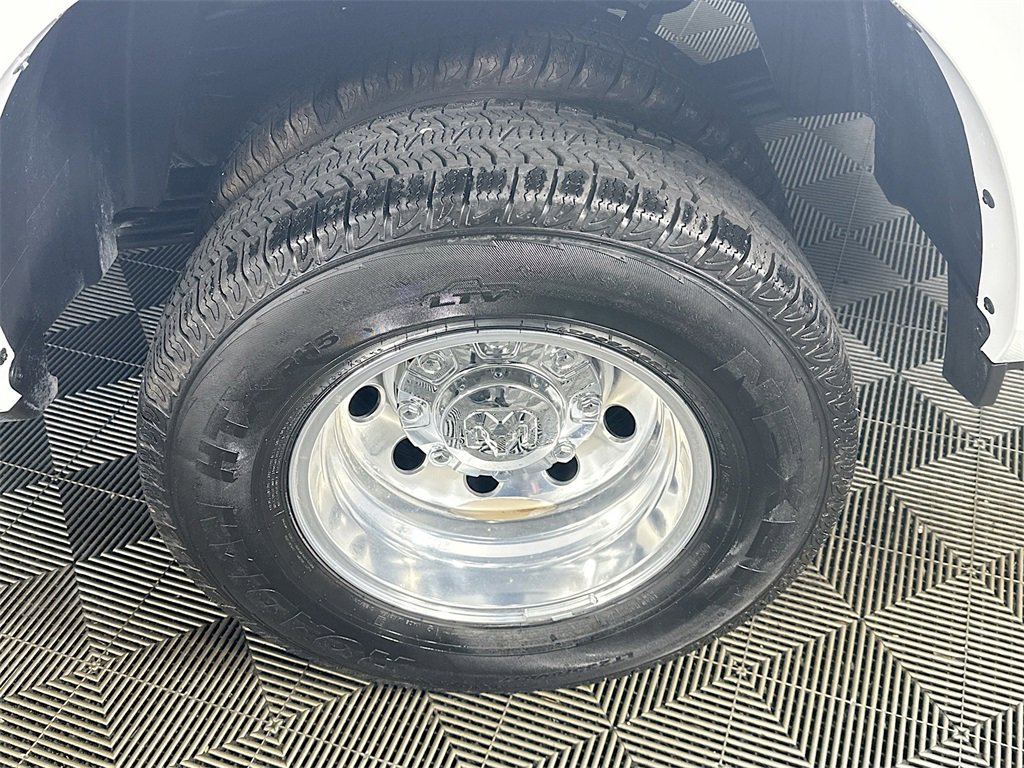 New 2026 RAM 3500 Limited w/ Towing Technology Group image 17