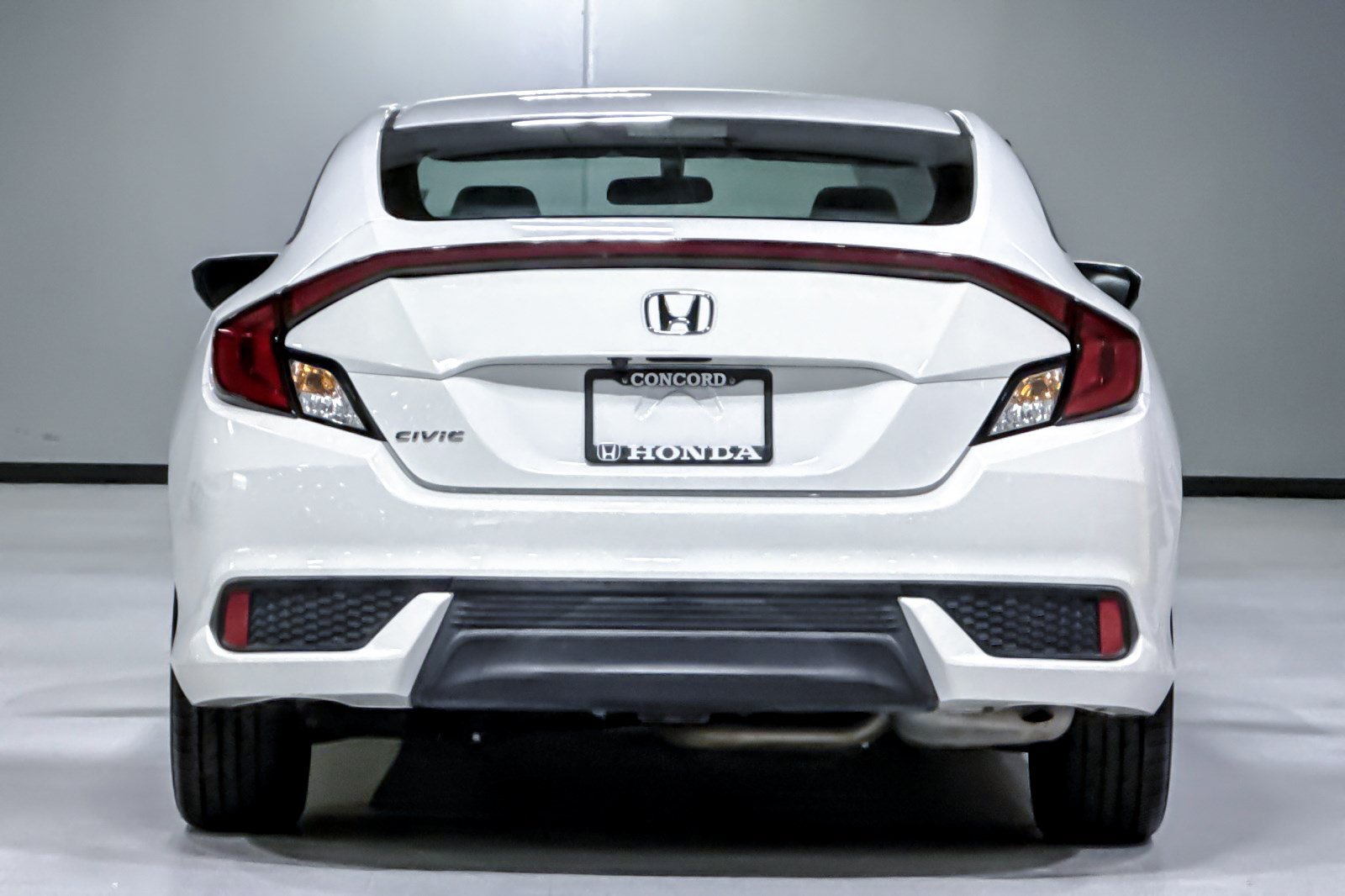 Used 2018 Honda Civic LX image 10
