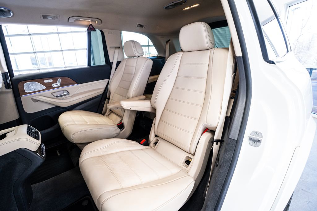 Used 2020 Mercedes-Benz GLS 580 4MATIC w/ E-Active Body Control Package image 58