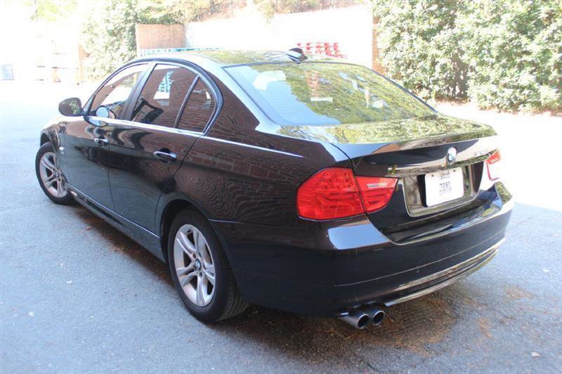Used 2011 BMW 328i xDrive XI image 3