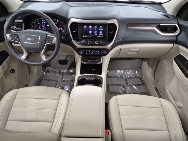 Used 2023 GMC Acadia Denali w/ Denali Technology Package image 5