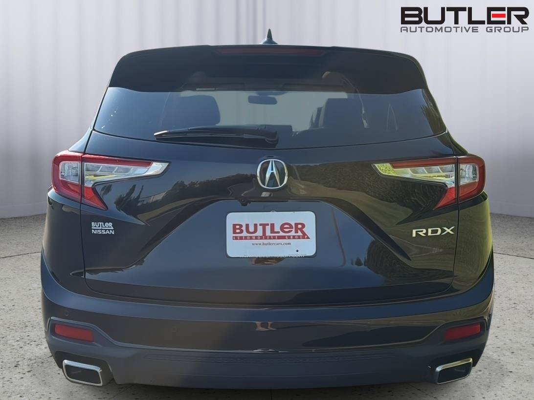 Used 2023 Acura RDX w/ Technology Package FWD image 5