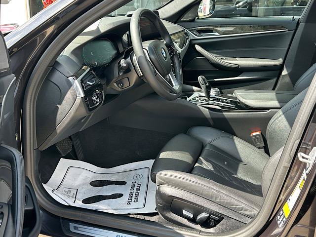 Used 2023 BMW 530i xDrive w/ Premium Package AWD/4WD image 14