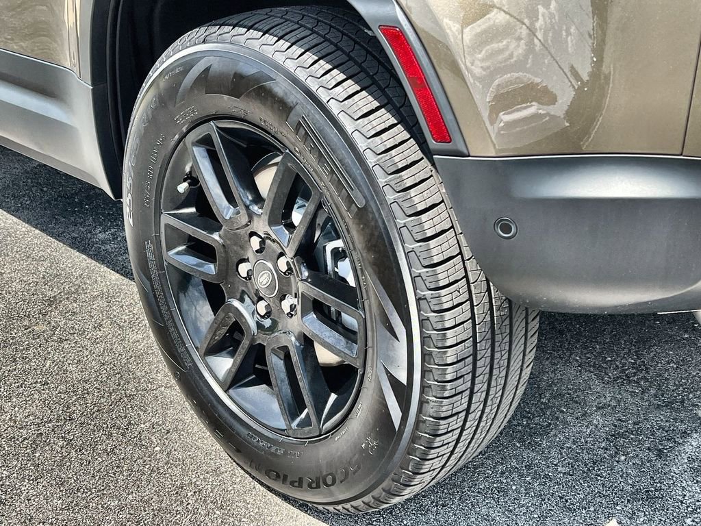 Certified 2025 Land Rover Defender 110 S image 11