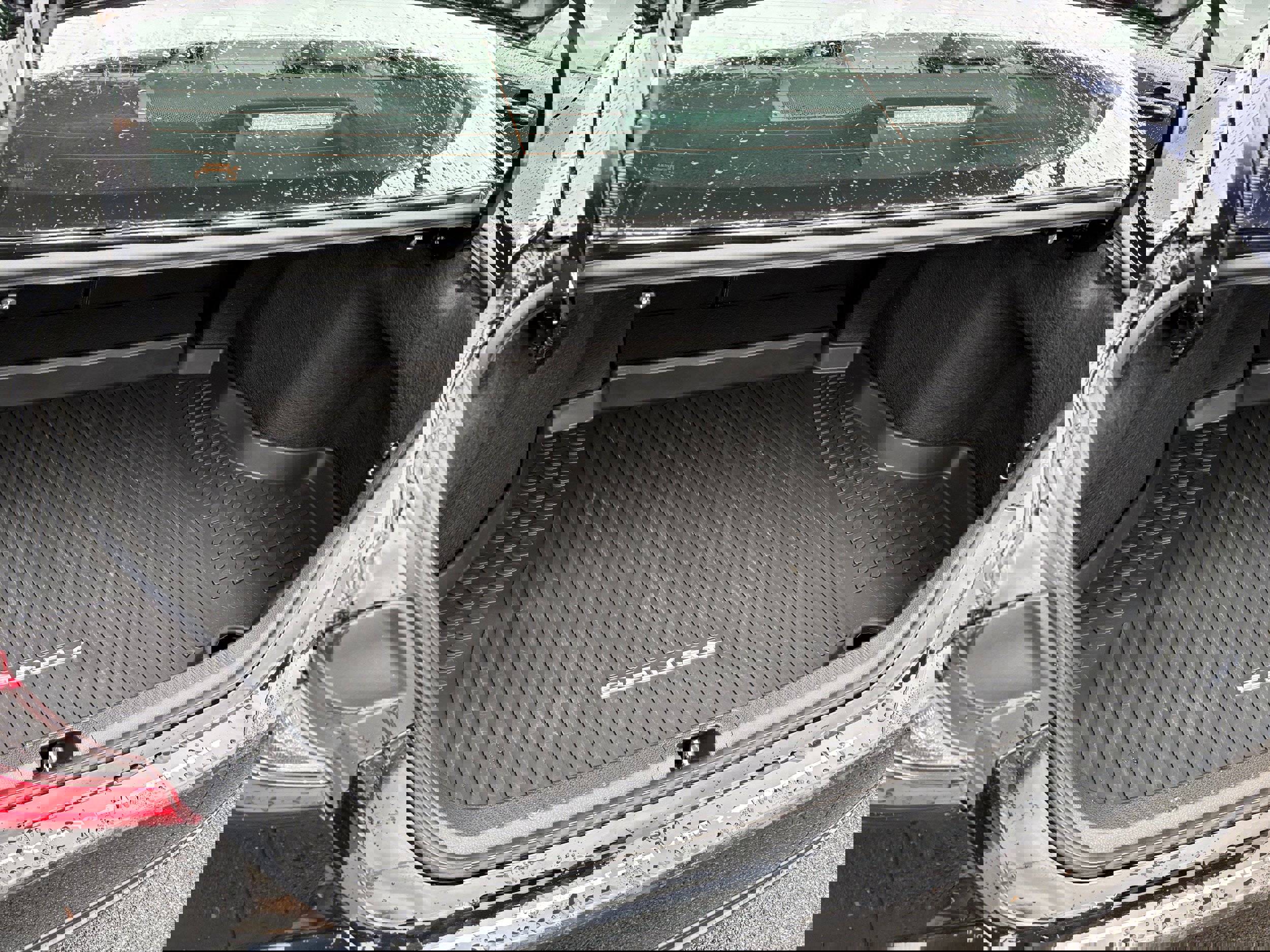 Used 2025 Toyota Camry XLE image 8