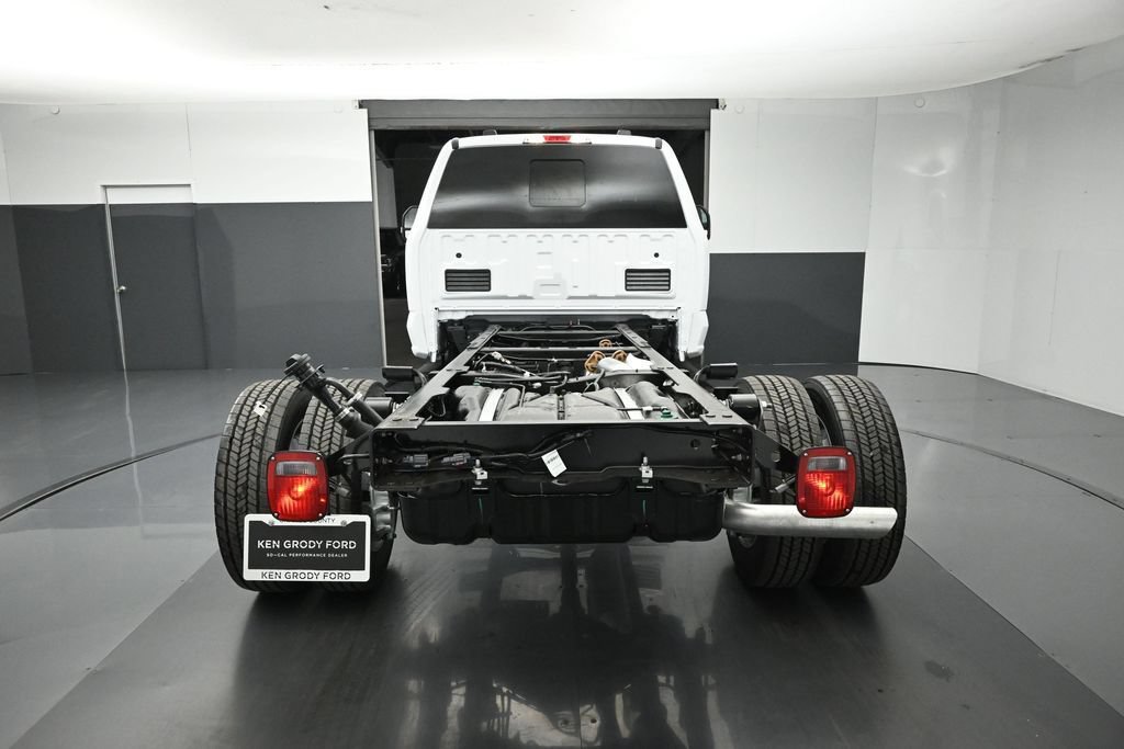 New 2026 Ford F450 XL w/ XL Chrome Package AWD/4WD image 8