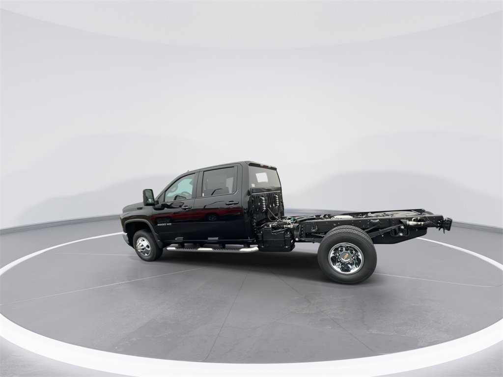 New 2026 Chevrolet Silverado 3500 LT w/ Convenience Package image 7