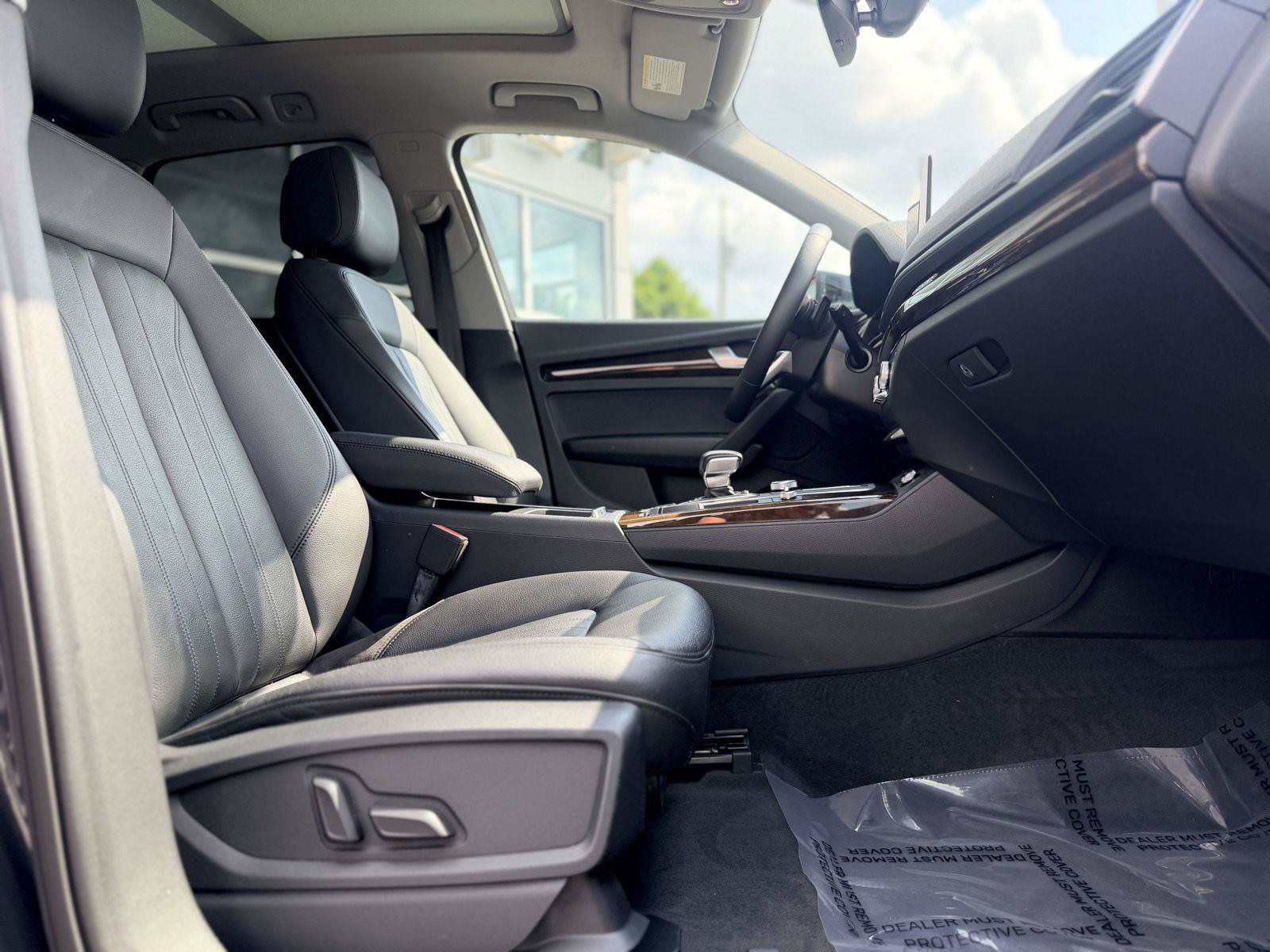 Used 2018 Audi Q5 2.0T Premium Plus w/ Premium Plus Package AWD/4WD image 21