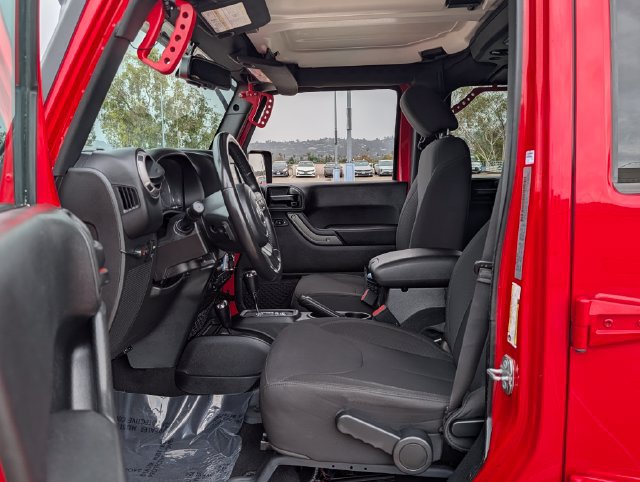 Used 2018 Jeep Wrangler Unlimited Sport S AWD/4WD image 11