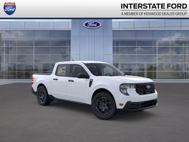 New 2025 Ford Maverick XLT w/ Equipment Group 301A