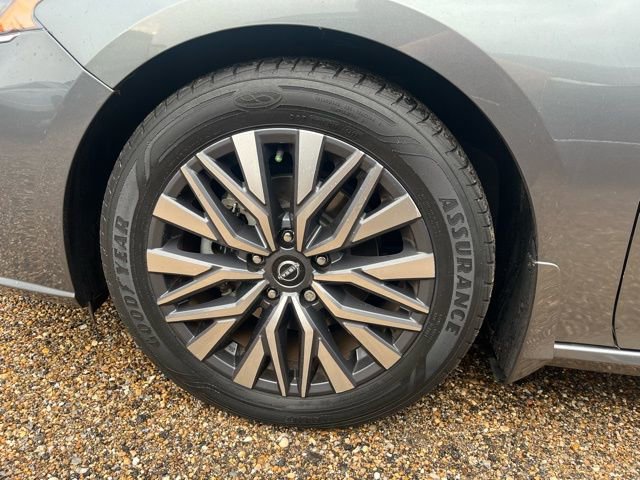 Used 2023 Nissan Altima 2.5 SV image 28