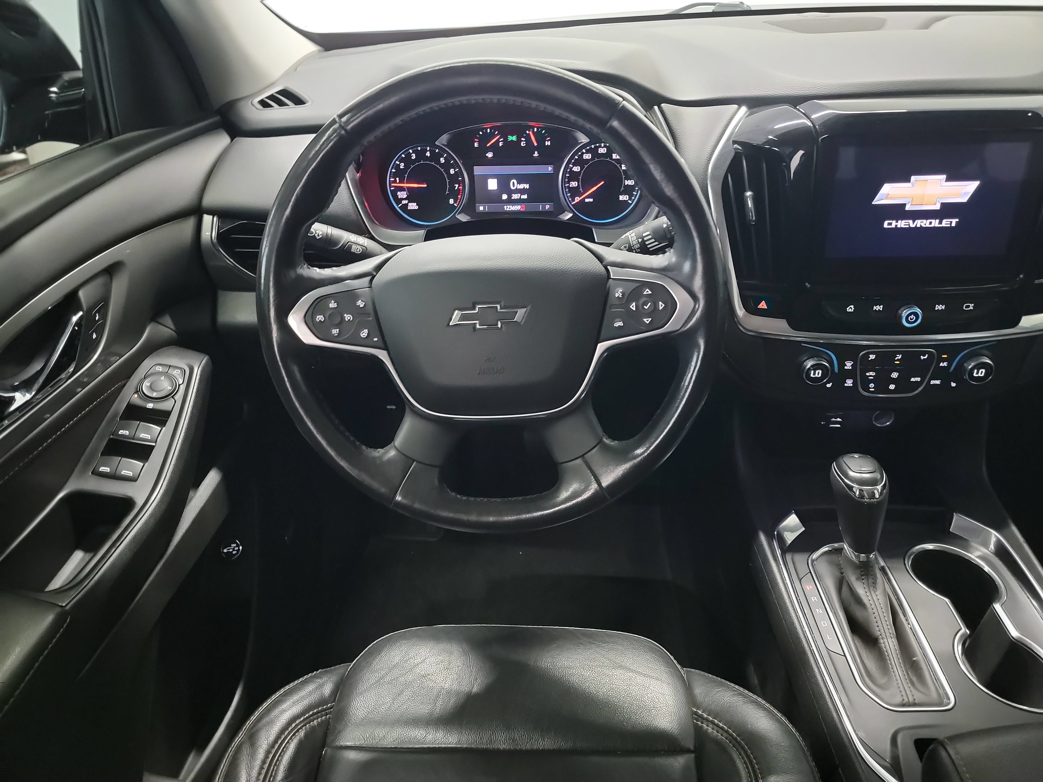 Used 2020 Chevrolet Traverse RS FWD image 16
