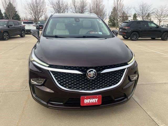 Used 2023 Buick Enclave Avenir w/ Avenir Technology Package image 2