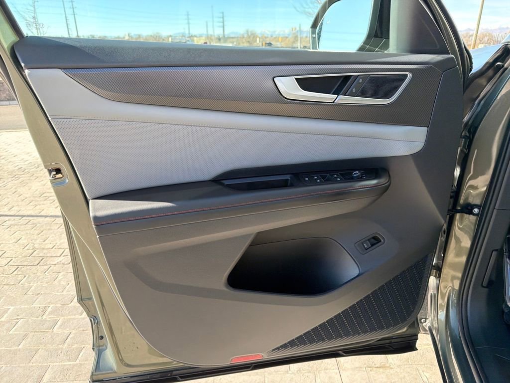 Certified 2024 Volkswagen Atlas Peak Edition SE image 12