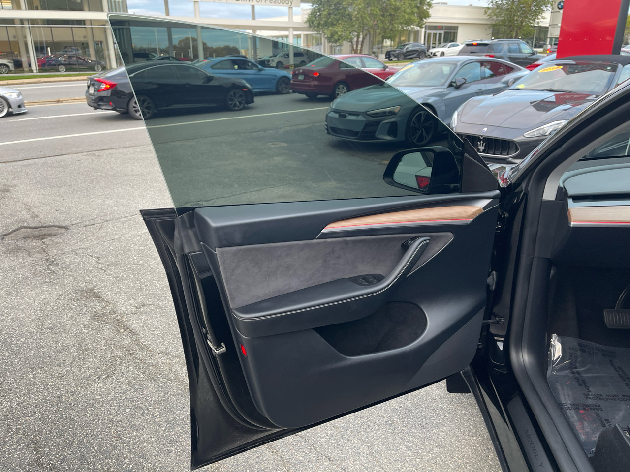 Used 2024 Tesla Model Y Long Range image 19
