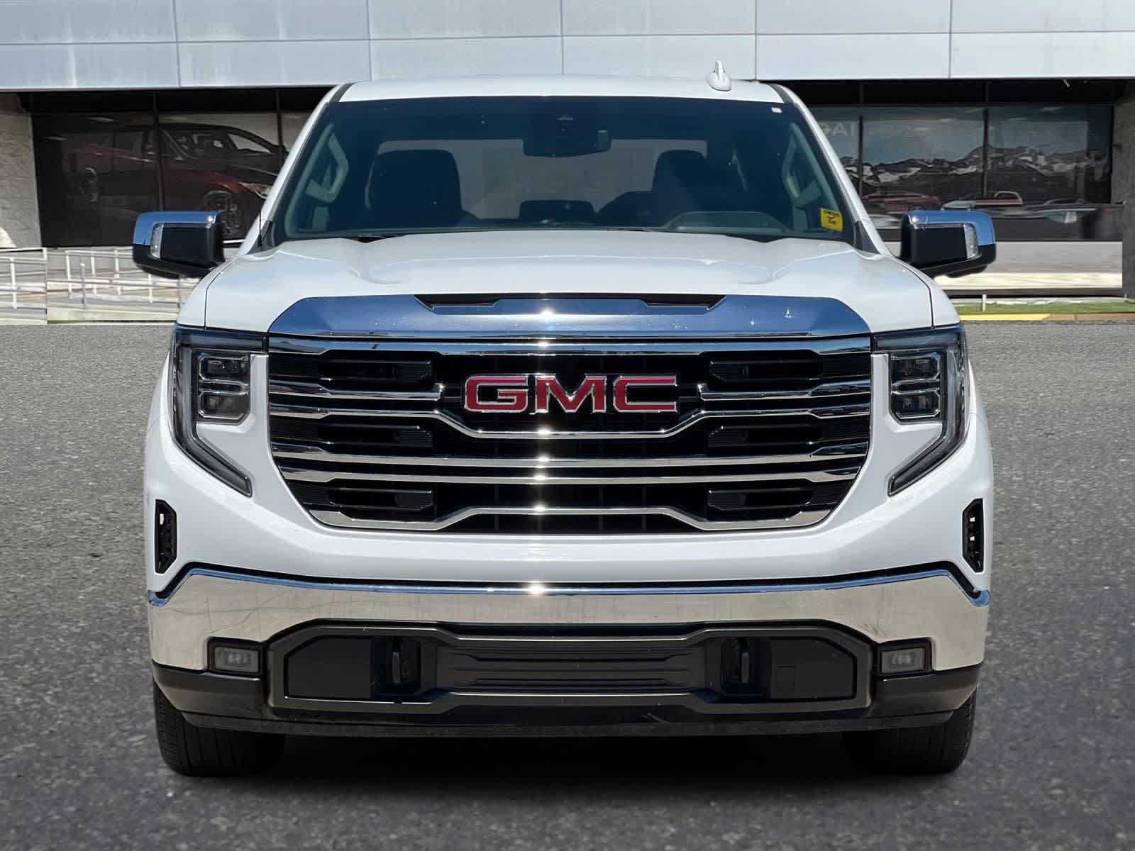 Used 2025 GMC Sierra 1500 SLT RWD image 11