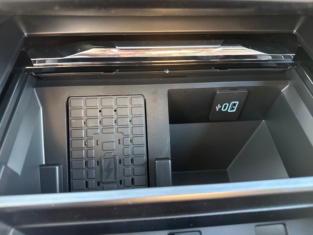 New 2026 Ford F350 King Ranch w/ FX4 Off-Road Package image 38