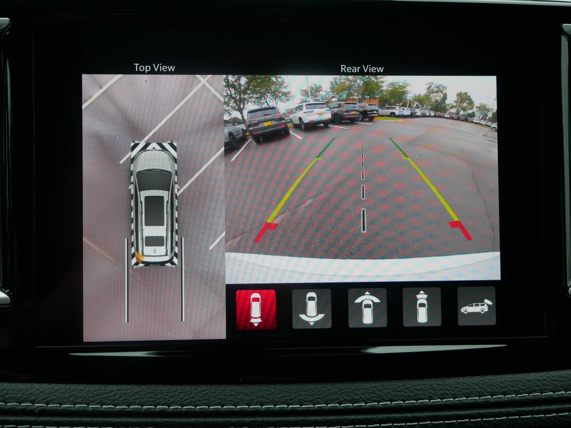 New 2026 Chrysler Pacifica Select image 18