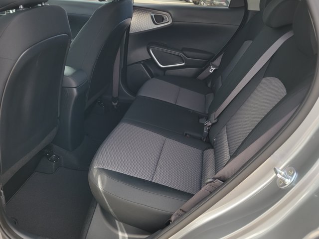 Certified 2025 Kia Soul LX w/ LX Technology Package FWD image 11