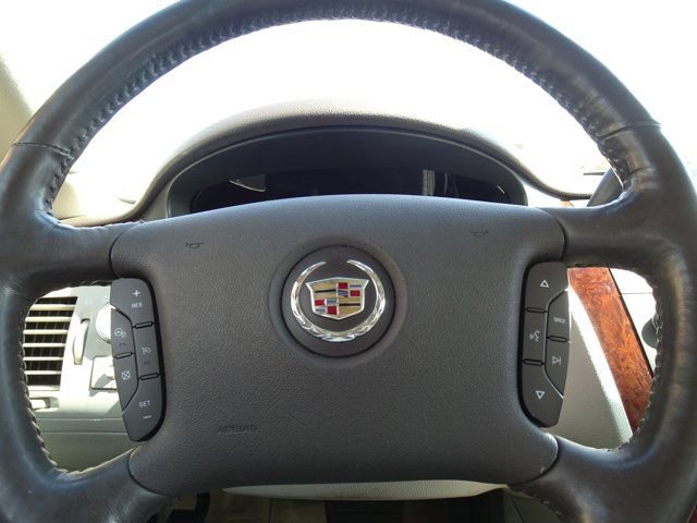 Used 2007 Cadillac DTS Luxury I FWD image 20