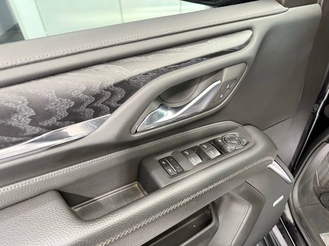 Used 2023 GMC Yukon XL Denali image 10